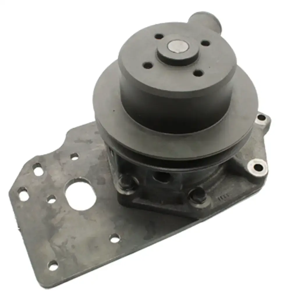 P140507 Wasserpumpe passend für John Deere image 1 Wasserpumpe passend für John Deere Frontalansicht