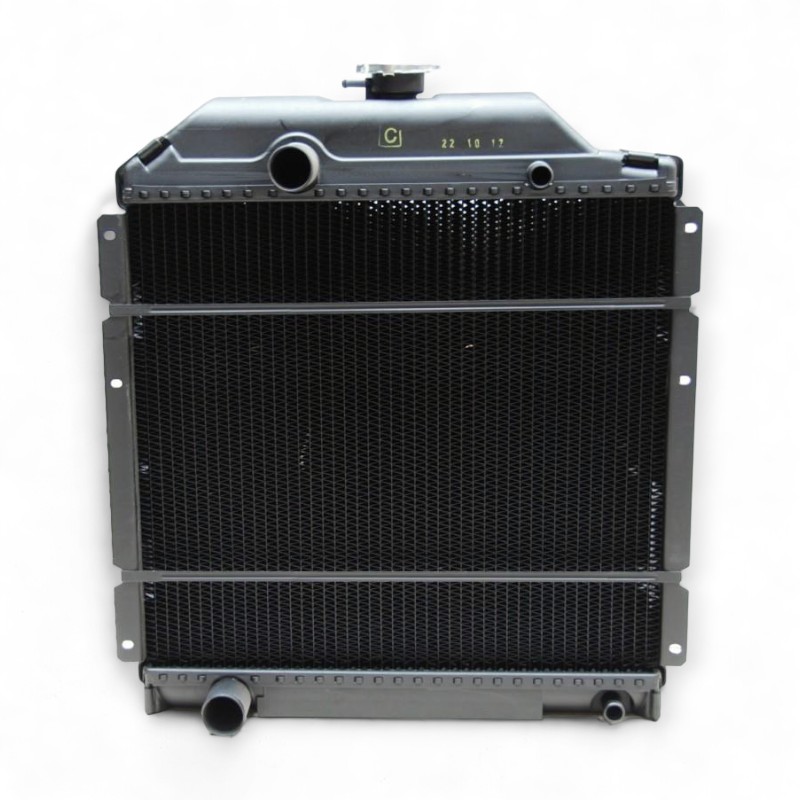 Kühler passend für Renault / Claas 7700047576 Kühler passend für Renault / Claas 7700047576