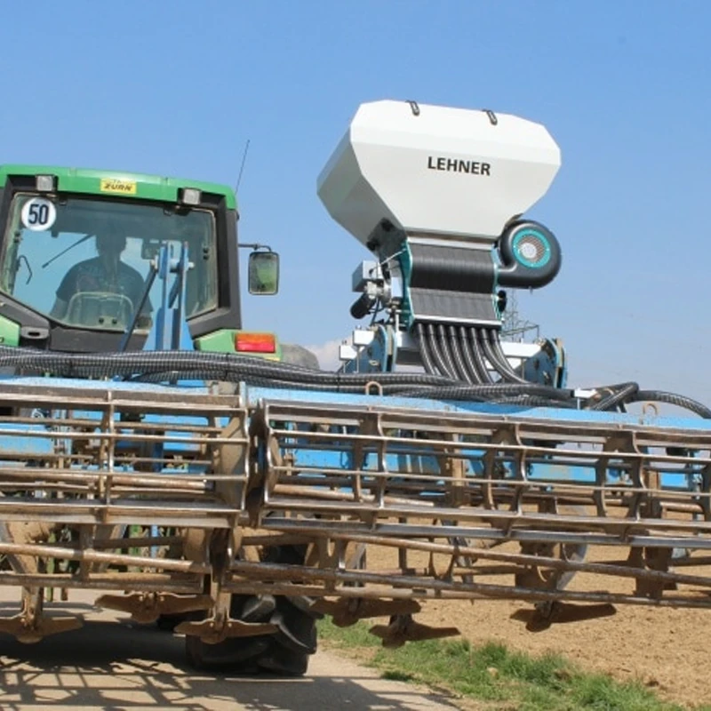LEHNER VENTO 12 Volt Gebläsestreuer für Zwischenfrucht und Grassaaten LEHNER VENTO Pneumatischer Gebläsestreuer mit Schläuchen