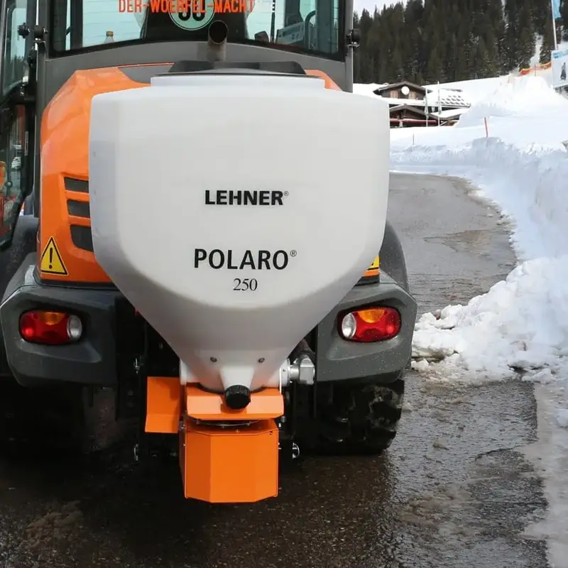 POLARO Salzstreuer 12 Volt von LEHNER LEHNER POLARO Salzstreuer 12 Volt für Minilader und Kommunalfahrzeuge