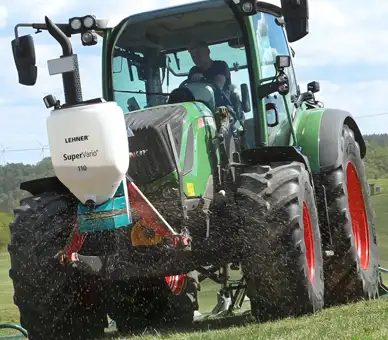 LEHNER Super Vario LEHNER 12 Volt-Streuer für Zwischenfrüchte und Grassaaten