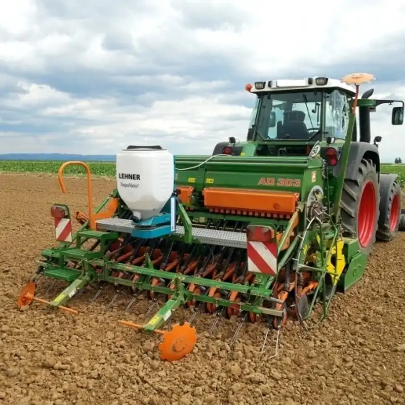 Zwischenfruchtaussaat LEHNER 12 Volt-Streuer für Zwischenfrüchte und Grassaaten