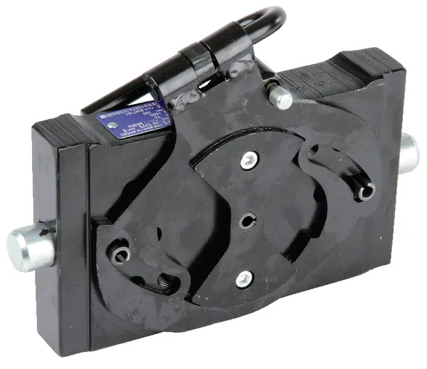 Adapterplatte 200 mm Breite und 2 Lochbilder Adapterplatte ROCKINGER RO899D00000 mit 200 mm Breite und 2 Lochbilder 83 x 56 mm und 120 x 55 mm