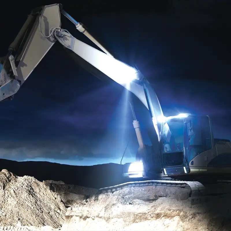 LED Arbeitsscheinwerfer 3000 Lumen LED Arbeitsscheinwerfer 3000 Lumen Lichstleistung für Baumaschinen