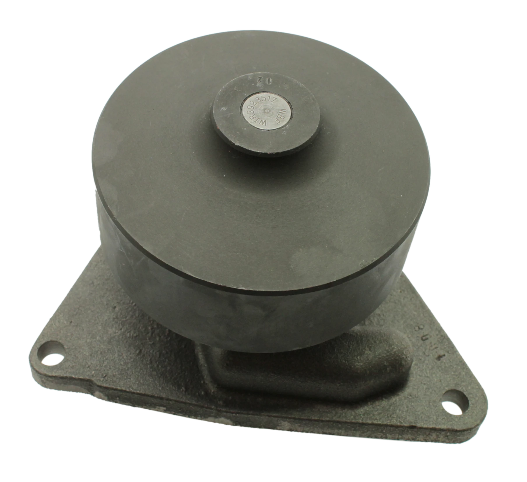 Wasserpumpe für Case IH Magnum 7110-7250 MX CF 60 70 80 Wasserpumpe für Case IH Magnum 7110-7250 MX CF 60 70 80 Frontansicht