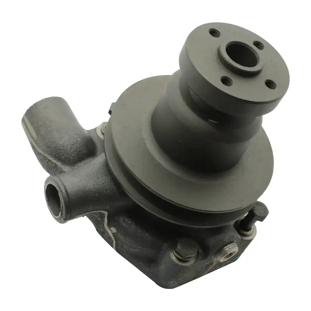 P140573 Wasserpumpe mit Riemenscheibe passend für Massey Ferguson MF 35 A3.152 (41312055) image 1 Wasserpumpe mit Riemenscheibe passend für Massey Ferguson MF 35 A3.152 (41312055) Frontalansicht