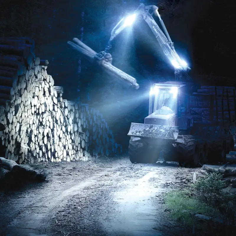 LED-Arbeitsscheinwerfer 3000 Lumen Lichtkeistung für Forstmaschine und Baummaschinen LED Arbeitsscheinwerfer Traktoren 3000 Lumen 12/24 Volt funkentstört IP69K für Forstmaschinen